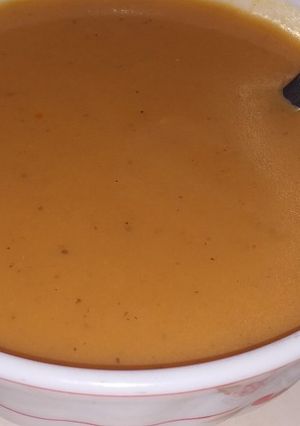 صورة لوصفة حساء خضار بالطون 🐟