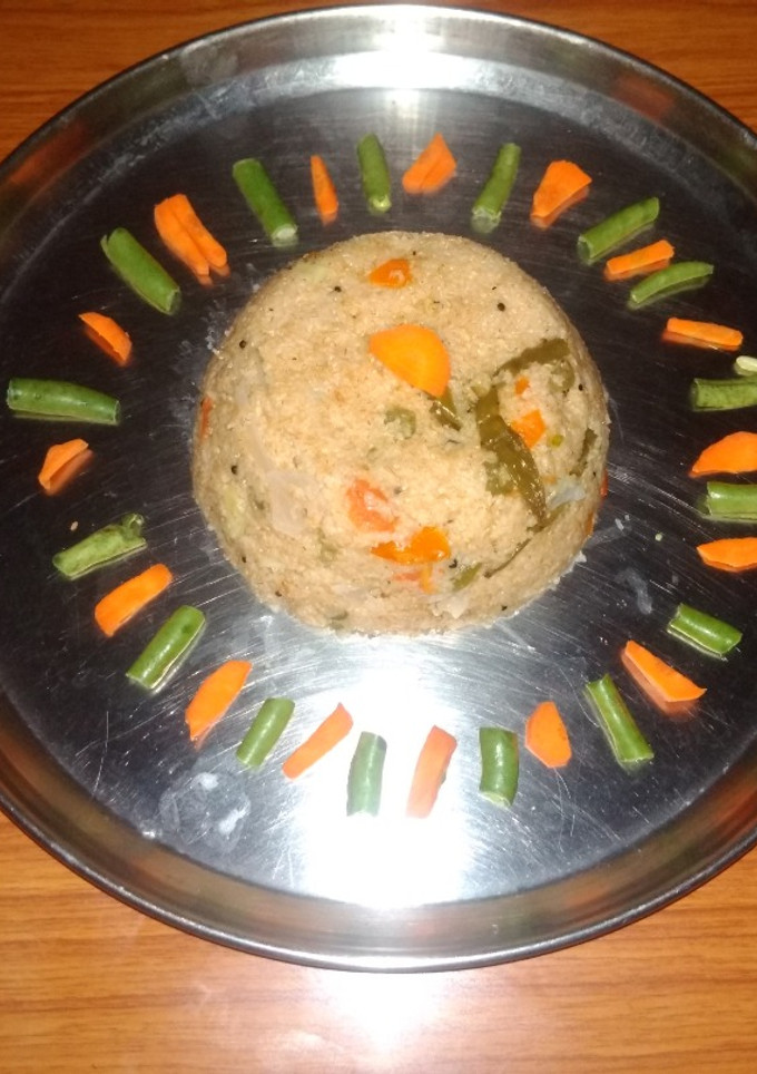 சம்பா ரவை கிச்சடி (Samba Rava Kichadi recipe in Tamil) செய்முறை முக்கிய புகைப்படம்