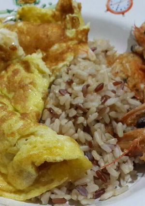 รูปของ ข้าวไข่เจียวกุ้ง+หัวกุ้งทอด