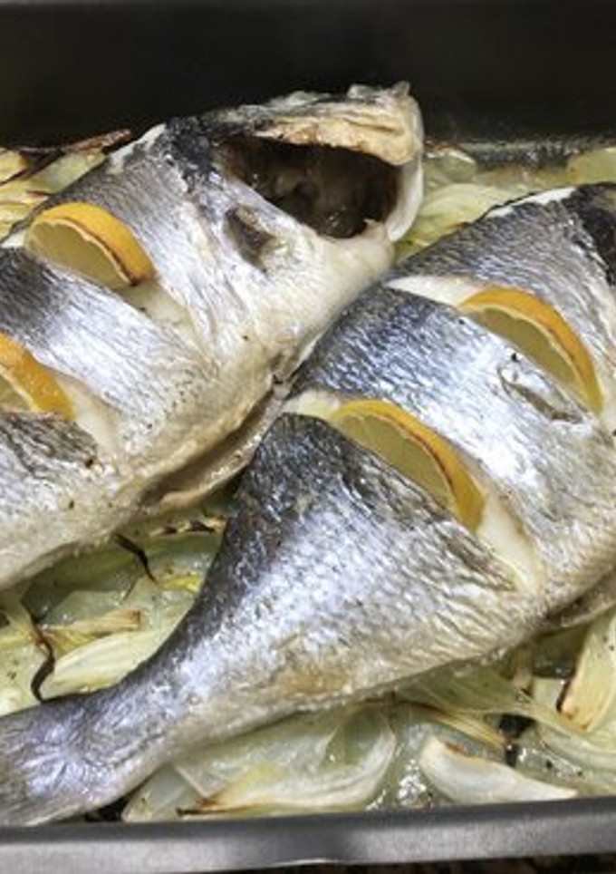 Una foto de Dorada al horno