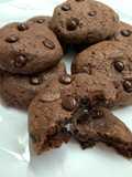 Triple choco fudge cookies
