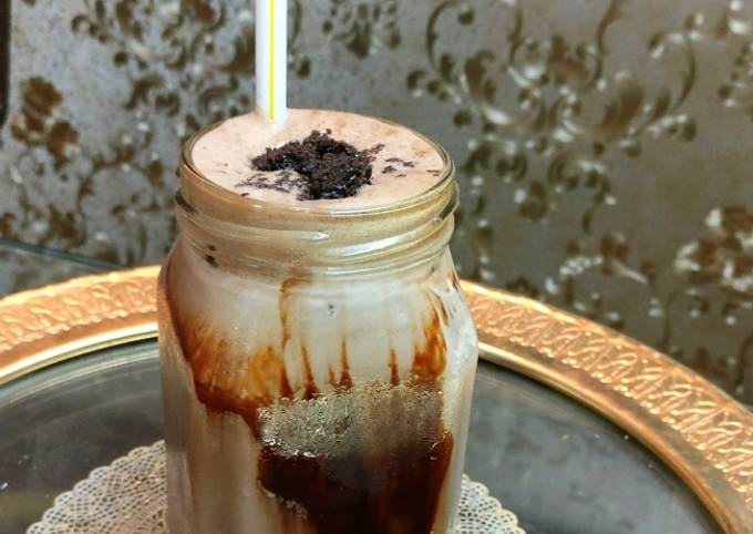 Step-by-Step Guide to Prepare Super Quick Homemade Coffee Chocolate Brownie Mystery Smoothie