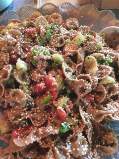 Una foto de Ensalada de pasta integral