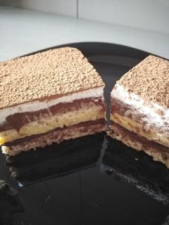 O poză a rețetei Prăjitură Kinder Bueno.