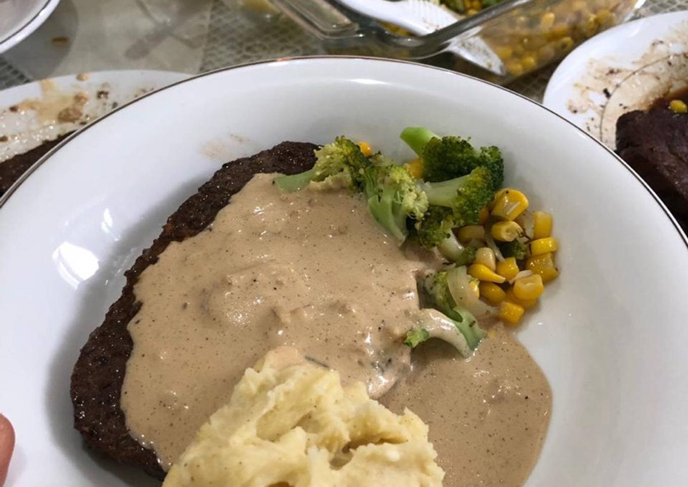 Bagaimana Membuat Wagyu steak with mushroom sauce and mashed potatoes
yang Lezat