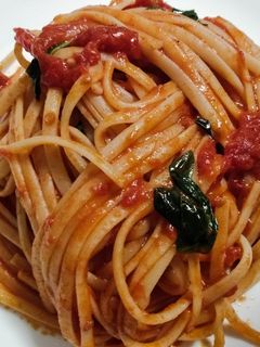A picture of Pasta Pomodoro.