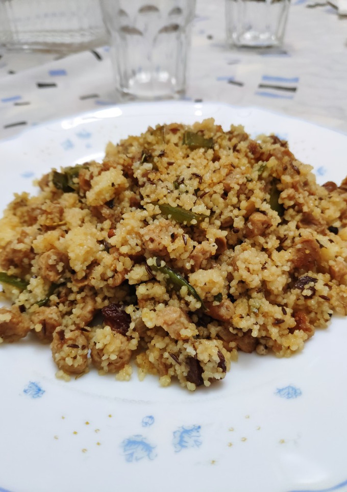 Una foto de Cuscús con salteado de soja