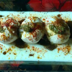 A picture of Rasgulla Dahi vada.
