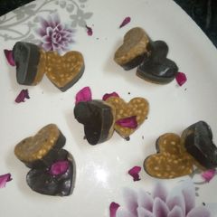 A picture of Jaggery chocolate hearts.
