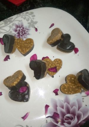 A picture of Jaggery chocolate hearts.