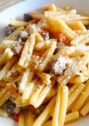 Foto di Casarecce con peperoni e polpettine