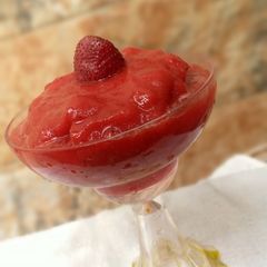 A picture of Strawberry Daiquiri.