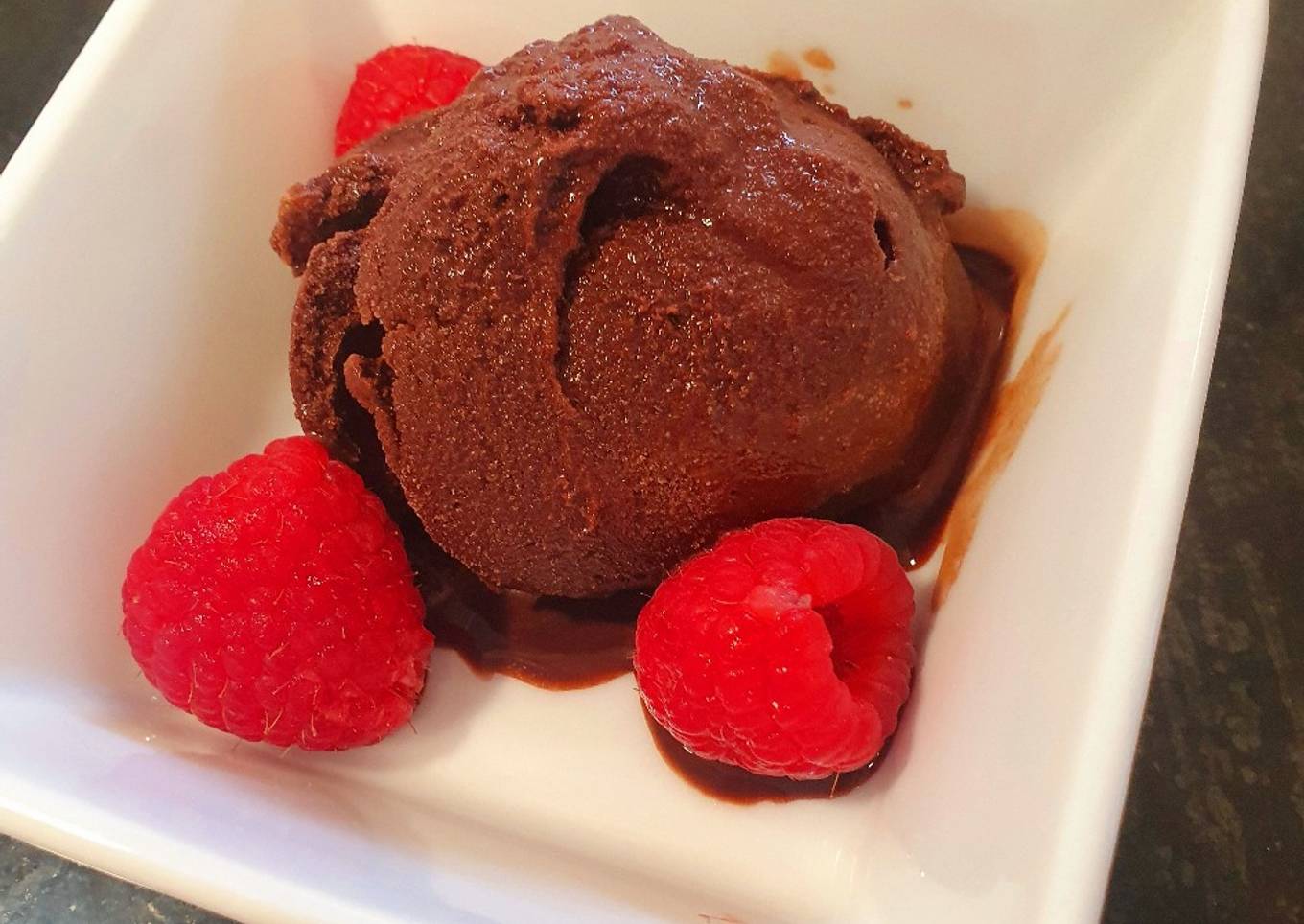 Sorbete de chocolate con heladera