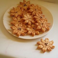 A picture of Flower mathri.