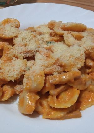 Una foto de Pasta con salsa crema de zapallo