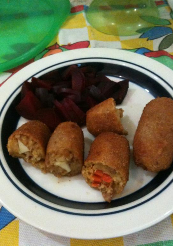 Una foto de Croquetas de pollo con sorpresa!