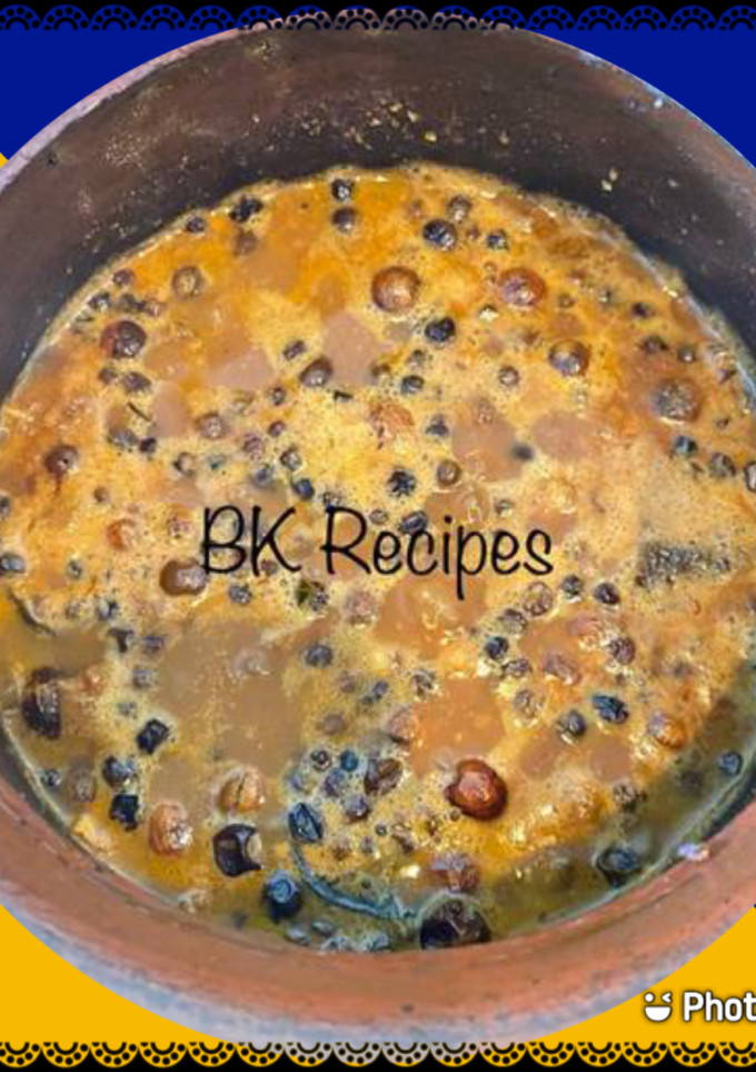 மணத்தக்காளி வத்தக் குழம்பு செய்முறை முக்கிய புகைப்படம்