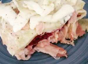Foto di Crespelle al forno ripiene di gorgonzola bacon radicchio e mozzarella