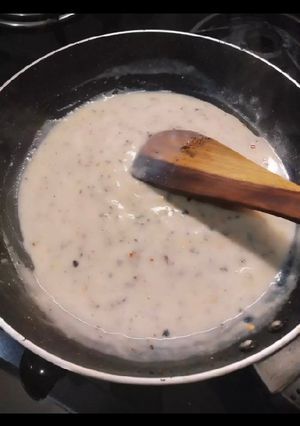 व्हाइट सॉस (white sauce recipe in Hindi) रेसिपी मुख्य फोटो