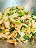 Poulet et Pak Choï au wok
