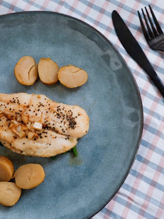 A picture of Garlic Butter Sea Bass Fillet.