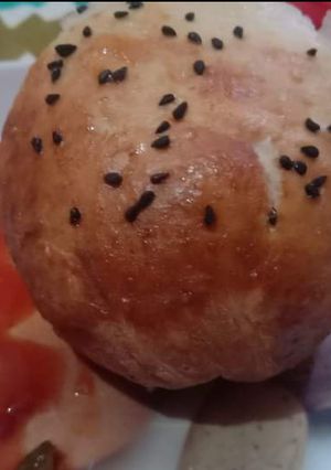 A picture of Chicken 🐓 filled mini buns.
