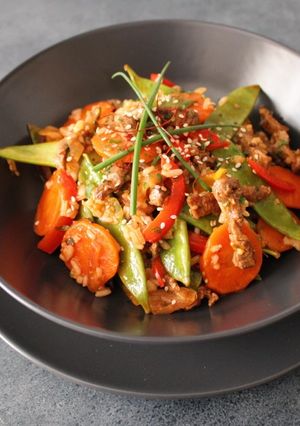 Warmer asiatischer Rindfleischsalat Rezepthauptbild