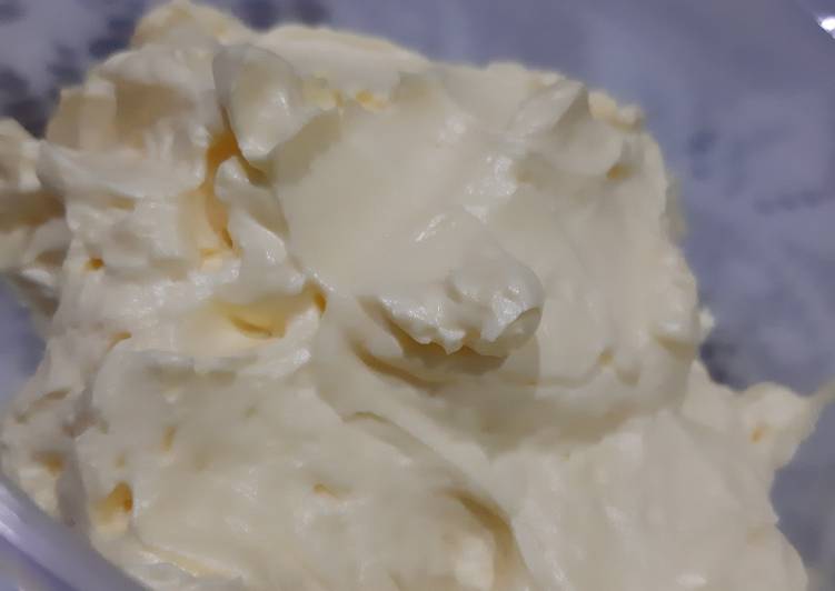 Cara Gampang mengolah Buttercream homamade 3 bahan yang Enak Banget