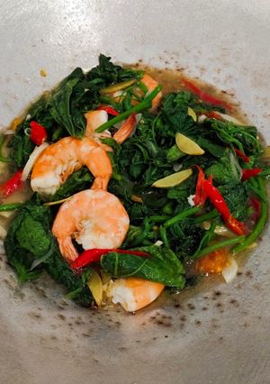 Foto resep Tumis Beweh Pucuk labu Siam udang