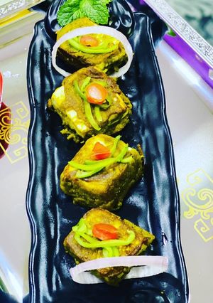 हरियाली पनीर टिक्का(Hariyali paneer tikka recipe in Hindi) रेसिपी मुख्य फोटो