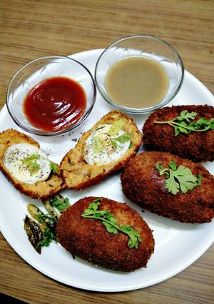 A picture of Easy potato eggs kebab.