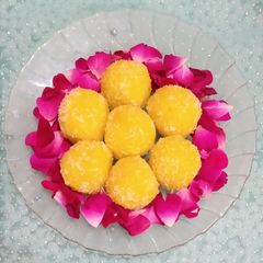 A picture of Coconut Balls.