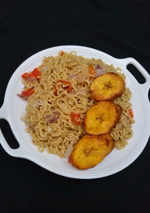 Dahuwar indomie cikin sauki ainihin hoton girkin