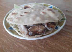 Una foto de Kebab de pollo