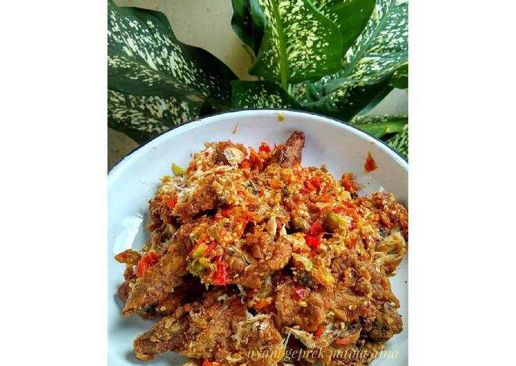 Ayam geprek