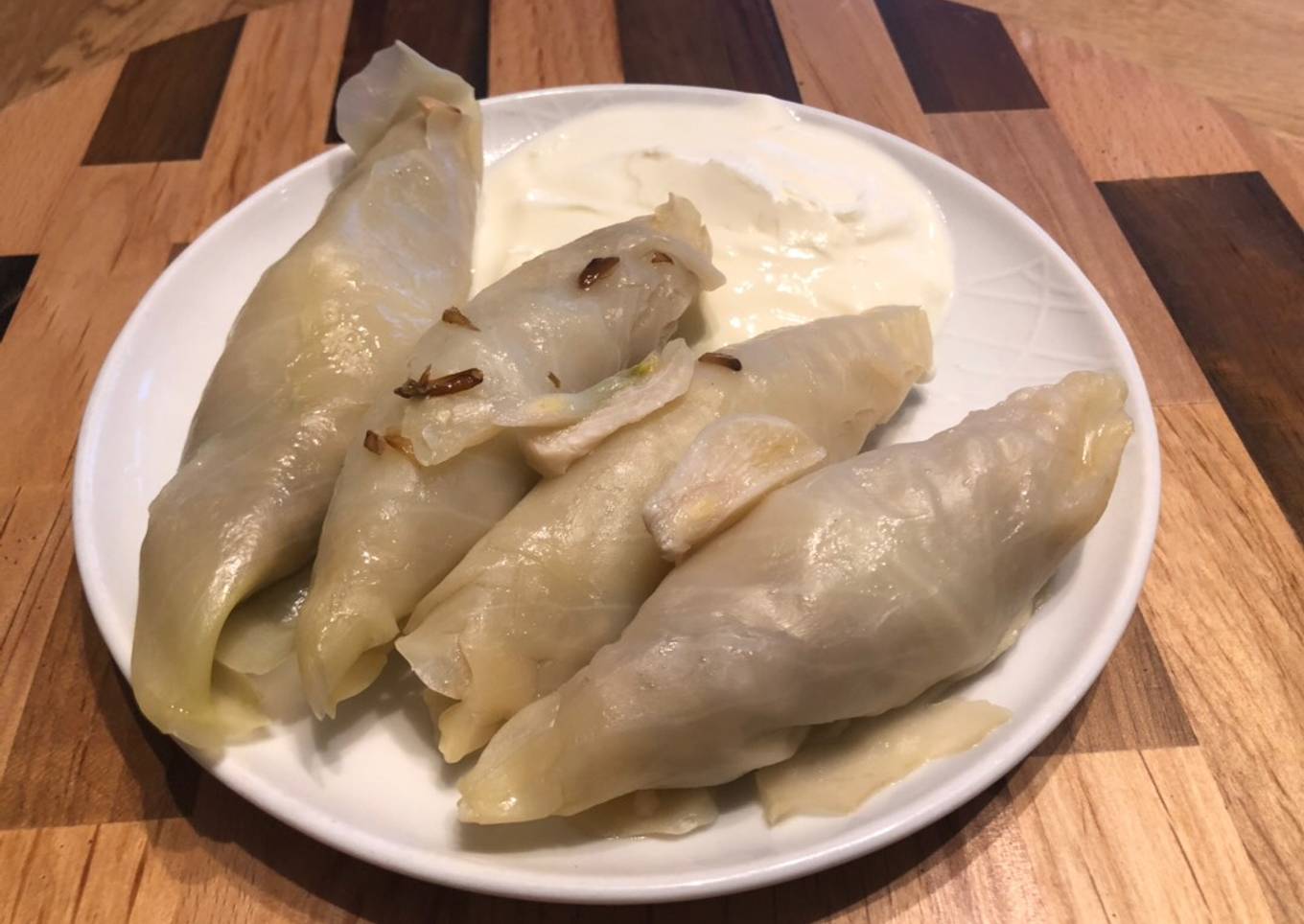 Malfouf Mehcheh - stuffed cabbage rolls