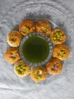 பானி பூரி (Pani poori recipe in tamil) செய்முறை முக்கிய புகைப்படம்