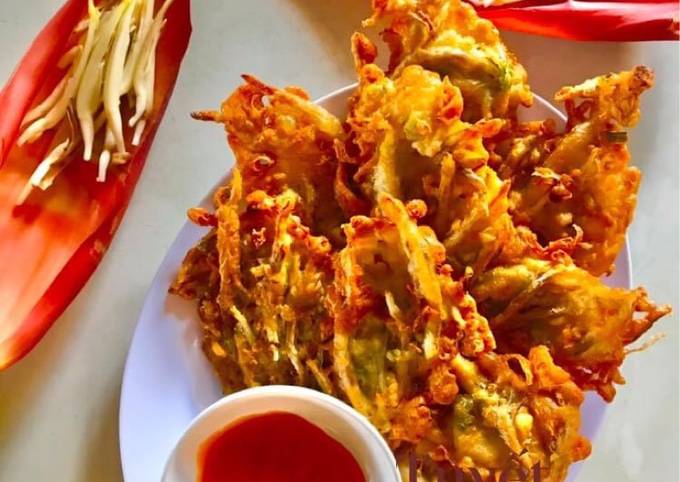 Cách Làm Món Hoa Chuối Lấy Từ Bắp Chuối Đem Lăn Bột Chiên Giòn Của Trần  Minh Tuyết - Cookpad