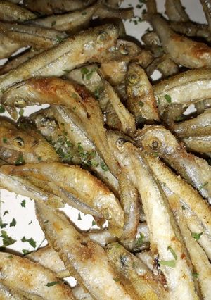 Una foto de Pejerreys fritos