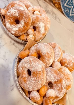 صورة لوصفة دونات أصلية 🍩 👩🏻‍🍳