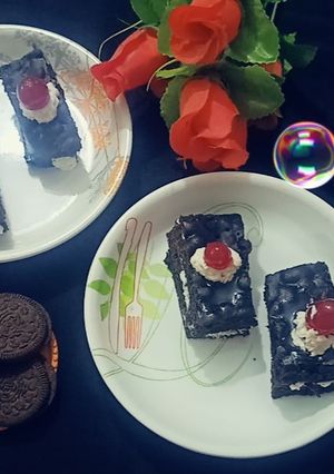 ઓરીઓ ચોકલેટ પેસ્ટ્રી કેક (Oreo Chocolate Pastry Cake Recipe in Gujarati) G રેસીપી મુખ્ય ફોટો