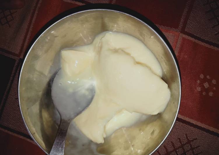 Custard ice cream