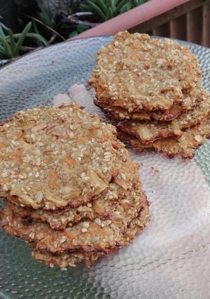 Una foto de Galletitas de manzana y zanahoria Fit sin azúcar y manteca!