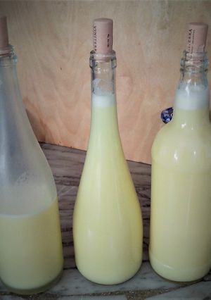 Una foto de *Limoncello a la crema*🍋🍋🍋