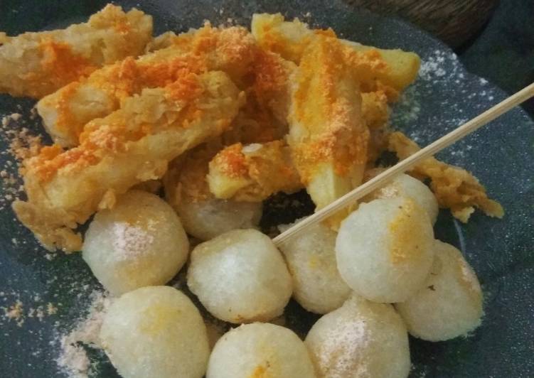 Cimol dan kentang goreng crispy Abang Abang