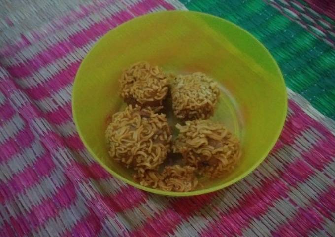 Bola bola mie simpel mie gelas sop buntut