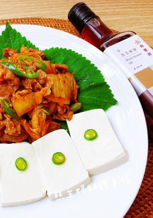 麻油泡菜豆腐（冷壓初榨-台灣小農黑芝麻油） 的食譜成品照片