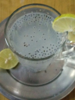 சப்ஜா லெமன் ஜூஸ் (Sabja lemon juice recipe in tamil) செய்முறை முக்கிய புகைப்படம்