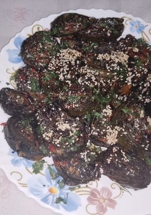A picture of Colocasia leaves rolls (arbi ka Patta).