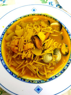 Una foto de Guiso de fideos y pescado